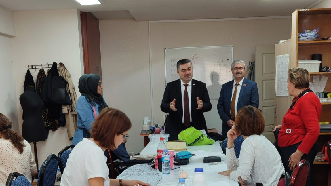 Kadıköy İlçe Milli Eğitim Müdürü Sadık ASLAN ADEM ve SODEM'de  Açılan Kurslarımız Ziyaret Etti.